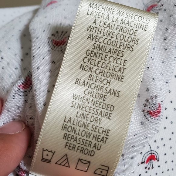 Max Studio Long sleeve floral smocked top Large - Picture 10 of 10